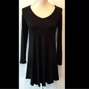 Popana Long Sleeve Dress - EUC